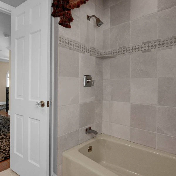 33-web-or-mls-2626-chartwell-rd