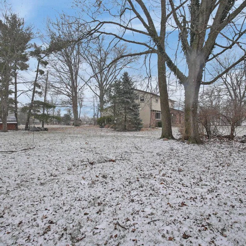 34-web-or-mls-7010-rockwoods-pl