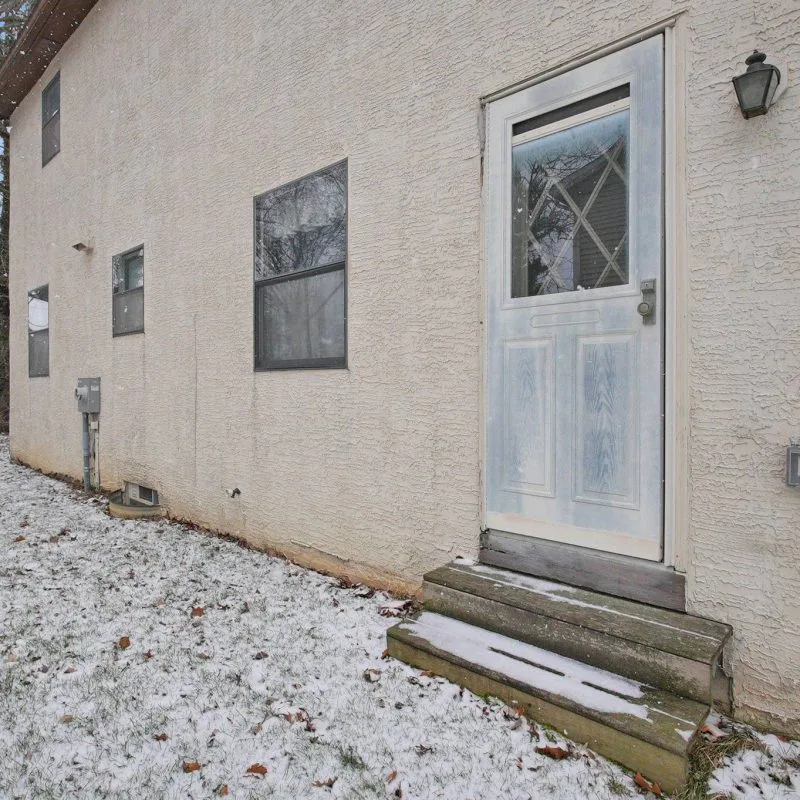 35-web-or-mls-7010-rockwoods-pl