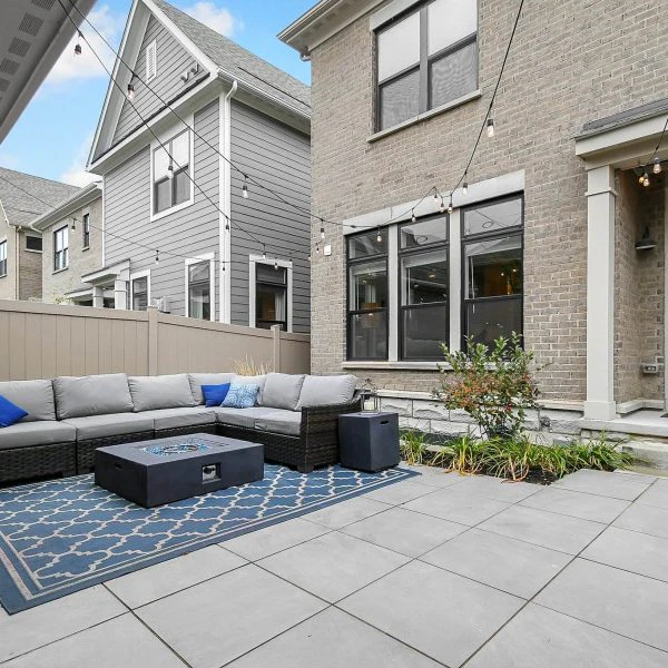 36-web-or-mls-935-pullman-pl