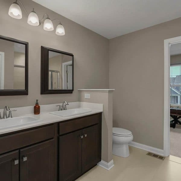 37-web-or-mls-162-silver-pne-ln