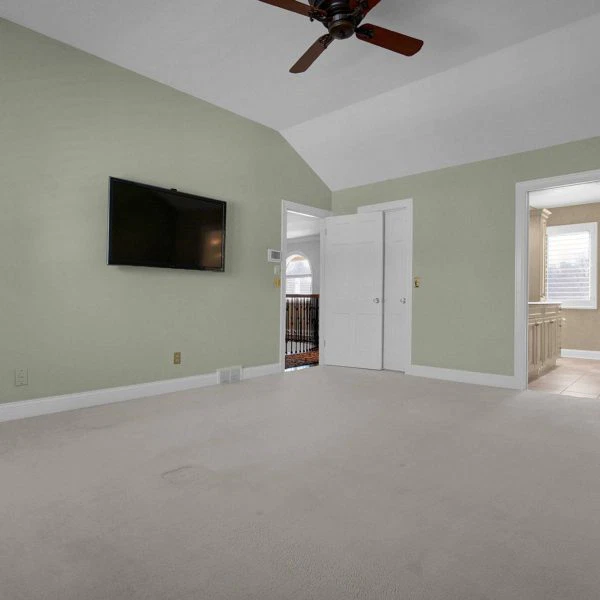 37-web-or-mls-2626-chartwell-rd