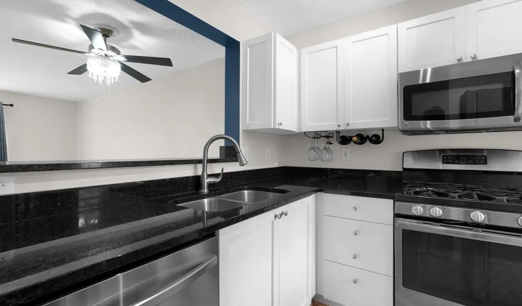 4-web-or-mls-5718-blendonbrook-ln