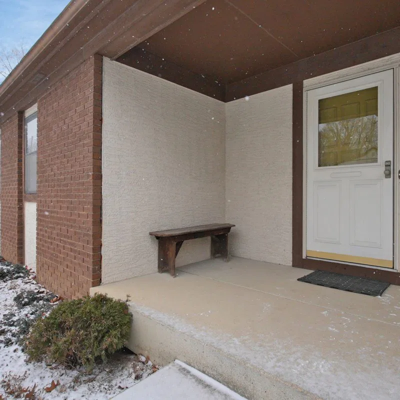 4-web-or-mls-7010-rockwoods-pl