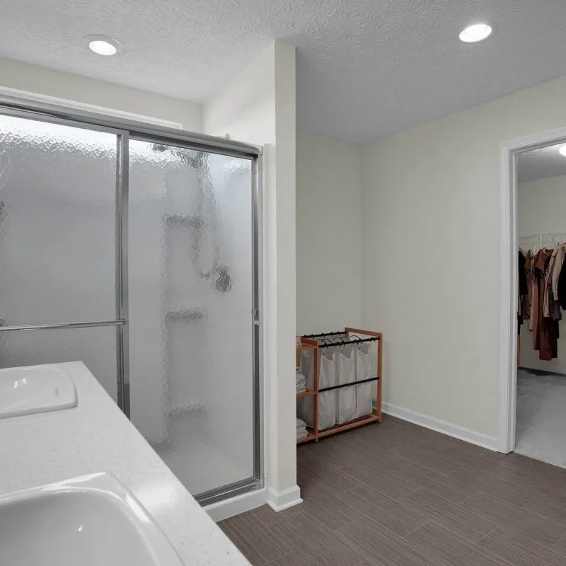 41-web-or-mls-7234-white-cap-dr