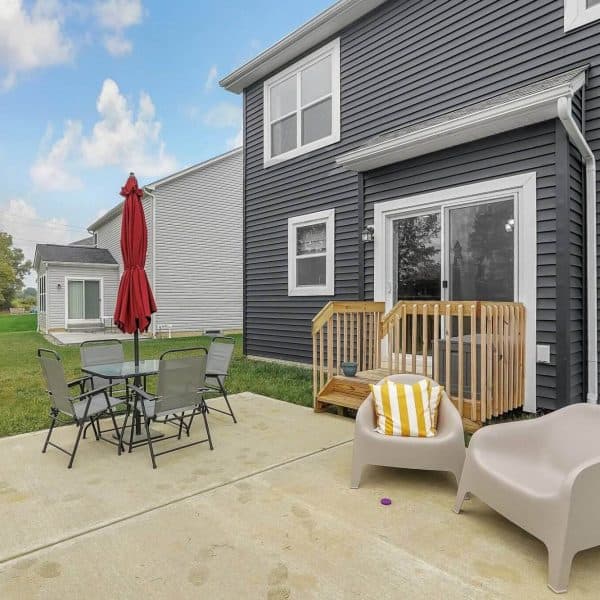 44-web-or-mls-162-silver-pne-ln