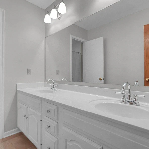 49-web-or-mls-295-woodsfield-ct