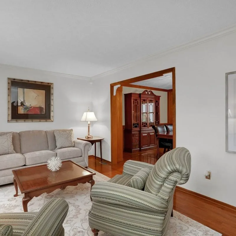 5-web-or-mls-8017-oakwind-ct