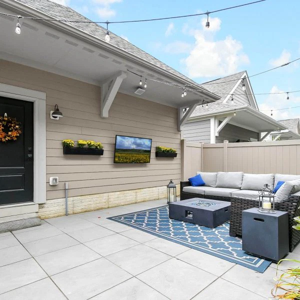 5-web-or-mls-935-pullman-pl