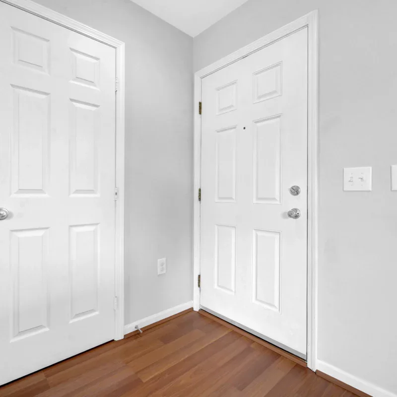 7-web-or-mls-7235-colonial-affair-dr