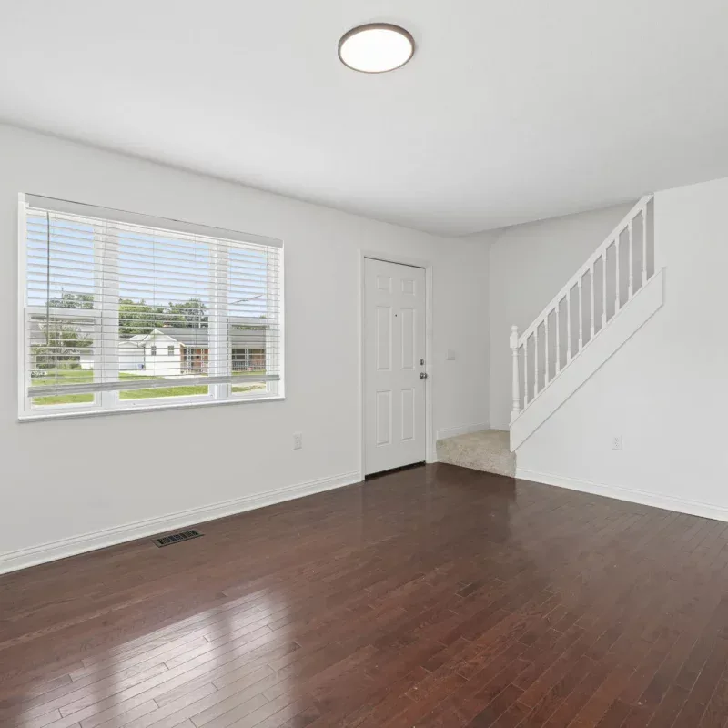 8-web-or-mls-196-maple-dr