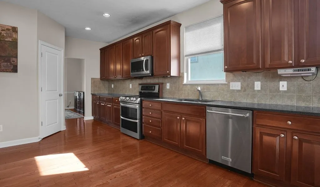 8-web-or-mls-3407-mccammon-estates-dr