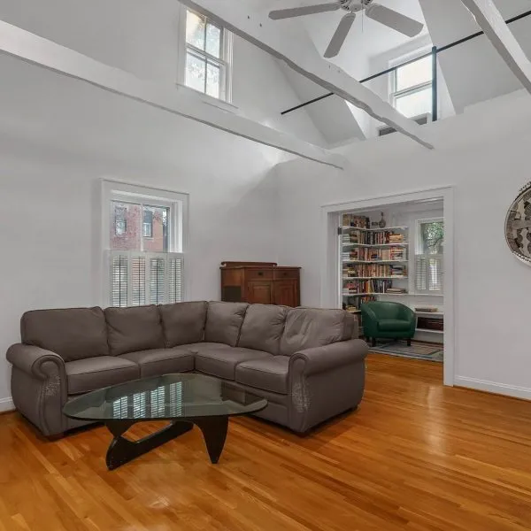 8-web-or-mls-711-city-park-ave