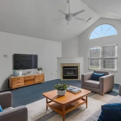 8498 Stonewoods GR VS